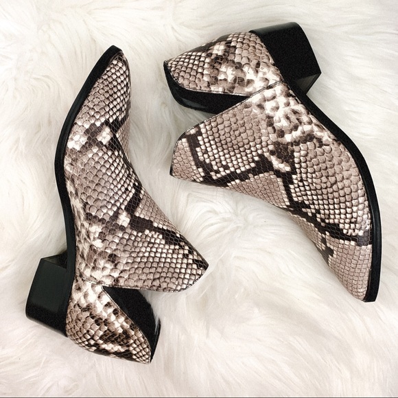 Marc Fisher Ltd Yilda Bootie - Picture 6 of 10